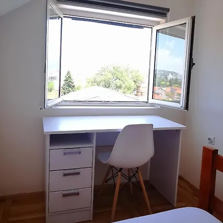 דירה Explorer Loft Luxury פודגוריצה